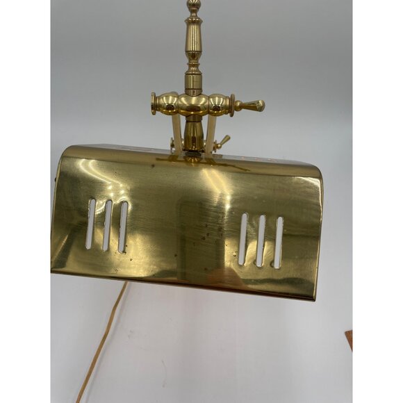 Vintage Brass Bankers Adjustable Knuckle Desk Lamp Slotted Shade Art Deco Design - Picture 8 of 13